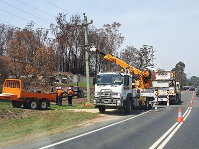 BUSHFIRE CLEAN-UP UNDERWAY AS EXCAVATORS MOBILISE ACROSS THE STATE