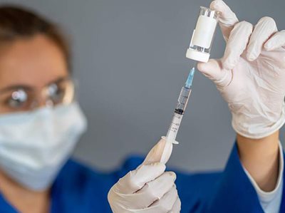 Australia Secures Moderna Vaccines